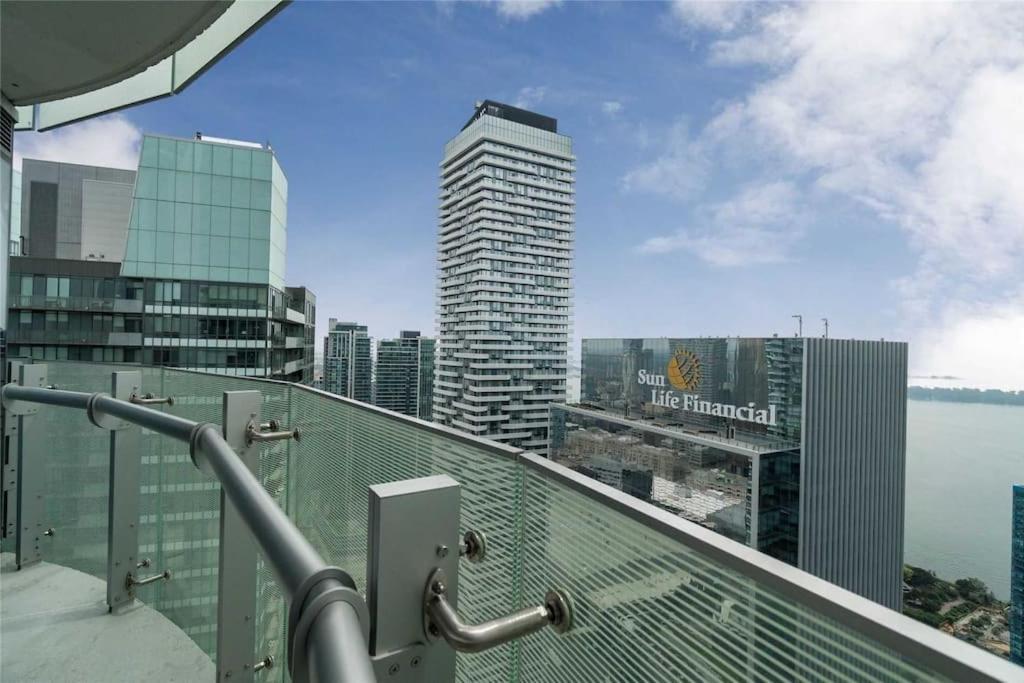 Appartement New Superior Lakeview Luxury 3-bedroom On High Floor