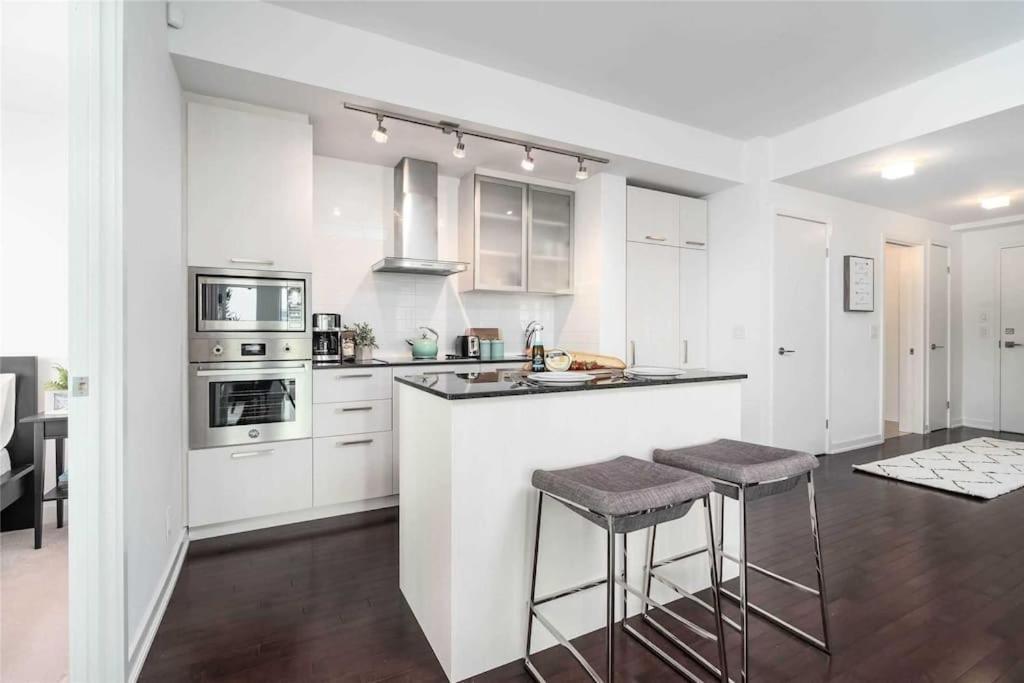 Appartement New Superior Lakeview Luxury 3-bedroom On High Floor