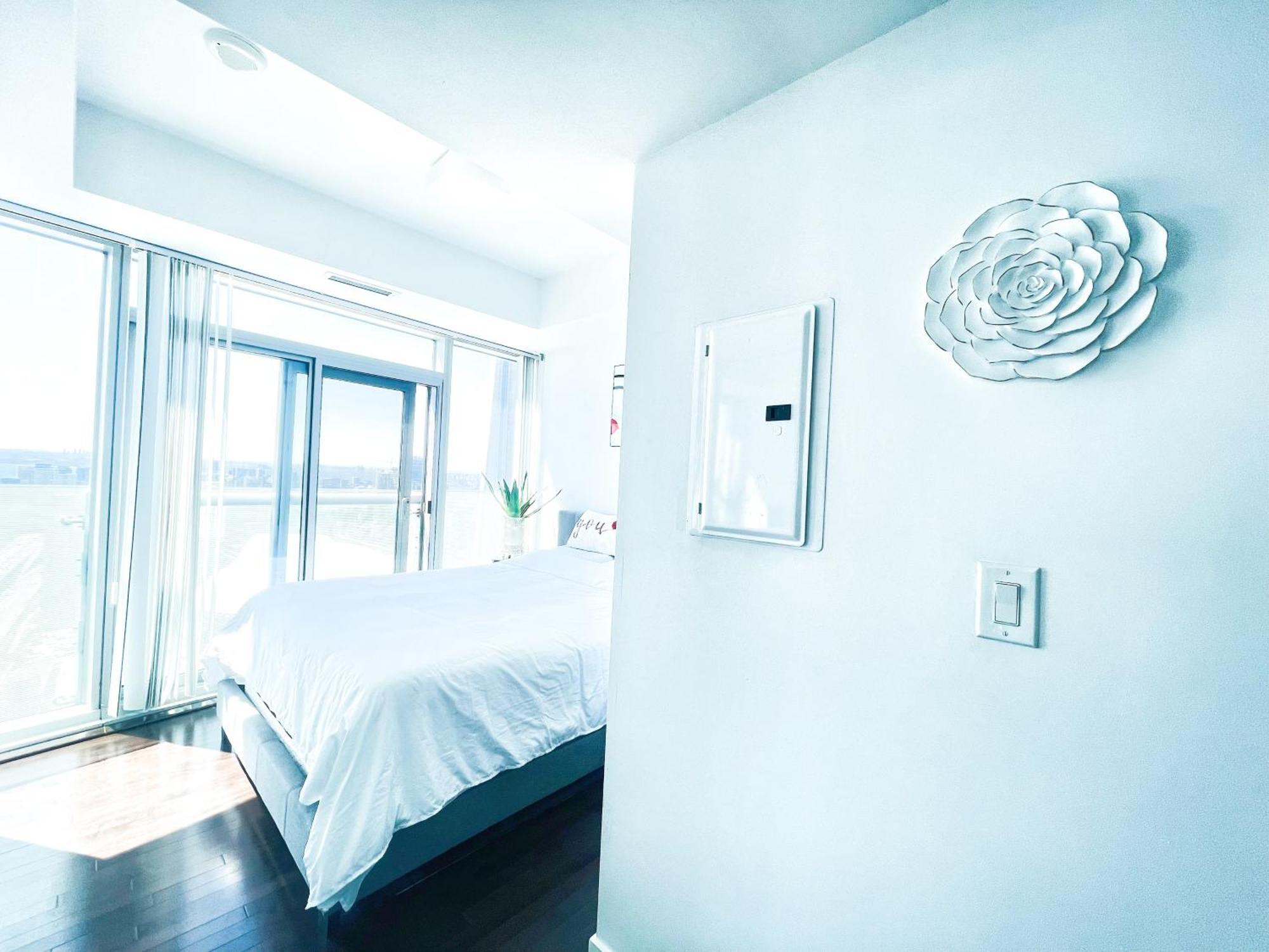 Appartement New Superior Lakeview Luxury 3-bedroom On High Floor Toronto
